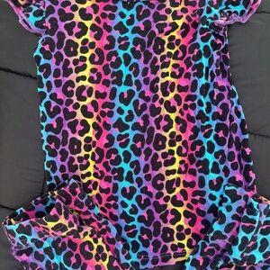 Colorful Leopard Print 2 piece set Bums & Roses 2T